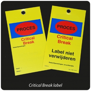 label-critical-break-geel